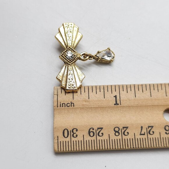 Vintage 1928 Gold Tone Bow Brooch With Clear Rhinestone Drop - Picture 4 of 4